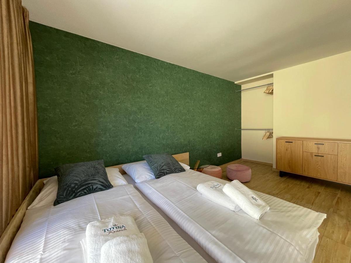 Závažná Poruba Totina Apartments מראה חיצוני תמונה