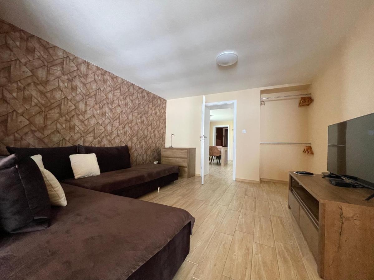 Závažná Poruba Totina Apartments מראה חיצוני תמונה